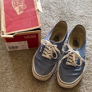 Vans Canvas Sneakers in Navy